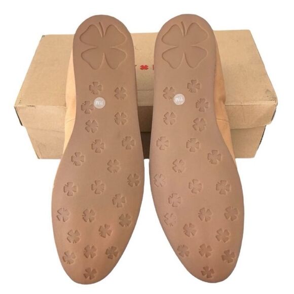 Lucky Brand Tan Flats with Classic Design Wimmie Light Brown Ballet Flats - Picture 5 of 16
